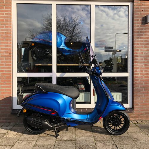 Vespa Sprint Blue Vivace Zelioni